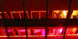 “Gece kulübü çalışanları risk altında”