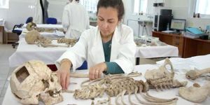 “Ankara’dan şaşırtma hareketleri”