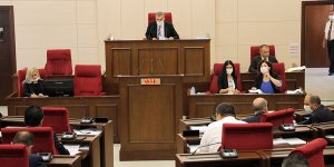 ‘Ne olduğu bilinmez ilaç yığılması’