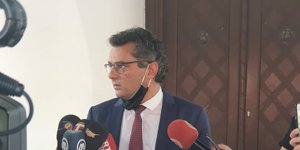 Bu bir hükümet meselesidir, tek bir bakan değil