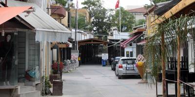 Özersay: “Kapılardan kısa süreli günübirlik geçiş düşünülmeli”