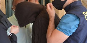 Mesaj yoluyla taciz etti