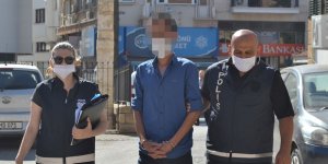 Sanal bet için kullanılan kartları satamadan yakalandı