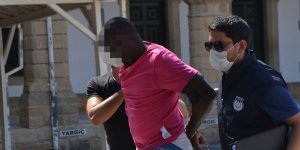 Arabadan cep telefonu çaldı