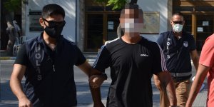 Çenesini ve burun kemiğini kırdı