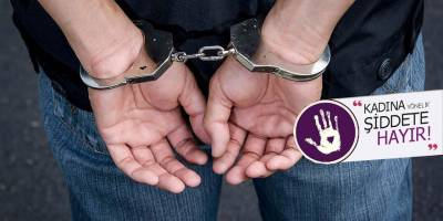 Darp etti, burnunu kırdı