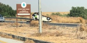 Refüje çarptı, takla attı