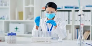 Coronavirüs: Dünya COVID-19 aşısına ne kadar yakın?