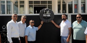 Bay-Sen'den Başbakanlığa siyah çelenk