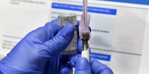 Covid-19 aşısı insanlar üzerinde test ediliyor