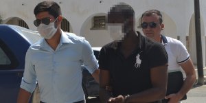 ‘Balkondan eve tırmandı, yüzüne yumruk attı’