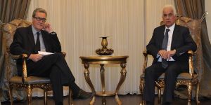 Eroğlu, Downer ile görüştü