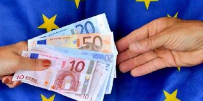 Avrupa Komisyonu’ndan AB Burs Programı duyurusu:  140 Kıbrıslı Türk öğrenci,  mezun ve uzmana burs olanağı