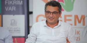 Erhürman: "Girişimci gençlerin önü açılmalı"
