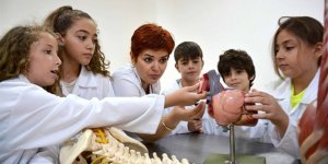 Özay Günsel Çocuk Üniversitesi’nde online eğitim başlıyor