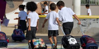 "Okulların açılmama nedeni UBP Kurultayı"