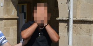 Araçta baygın bulundu