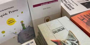 "Salıncak" ve  “Camdaki Kız” ilk sırada