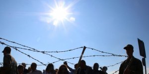 Kıbrıslılar gençler çevre ve barış için ayaklandı