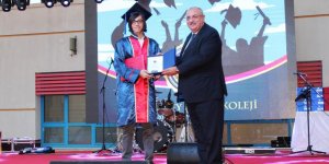 Saygınel Oxford’da fizik okuyor