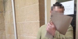 Aracında patlayıcı bulundu