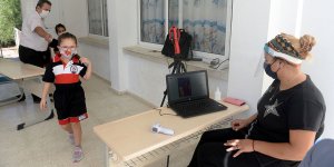 Gönyeli Belediyesi'nden iki okula 'pandemi' desteği