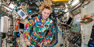 Oyunu uzayda kullandı