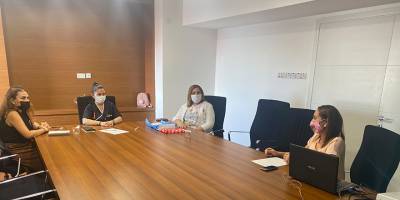 Meme kanserinin muayenesi konusunda bilgi verildi