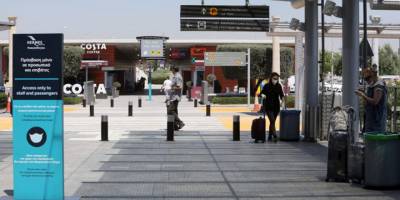 İngiltere, aşılı AB ve ABD vatandaşlarına karantinayı kaldırdı