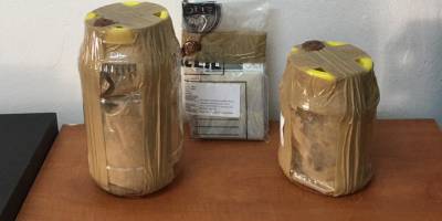 Arabadan eroin çıktı, 5 tutuklu