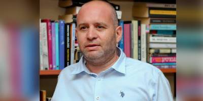 “Parti kendi hedefleri ile çelişkiye düştü”