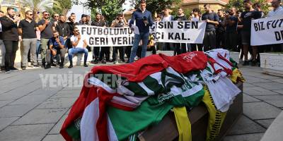 Futbolculardan federasyona tabut
