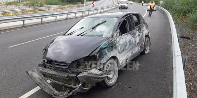 Direksiyon hakimiyeti kaybedip beton sete çarptı