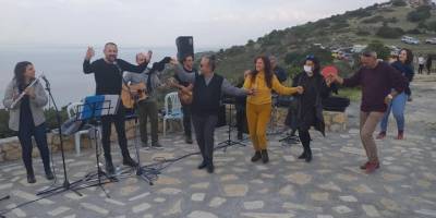 Demirağ şiirlerle, şarkılarla anıldı