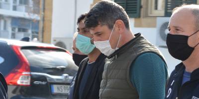 Hırsızlığa 10'ar ay hapis