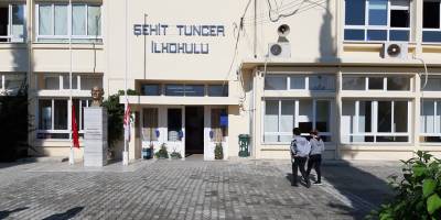 Şehit Tuncer'de 1 öğrenci pozitif, testler yapıldı