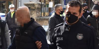 Kumar oynamak için geldi, hırsızlıktan tutuklandı