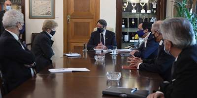 Lute Anastasiadis 2 saat görüştü: 5'li toplantı Şubatta