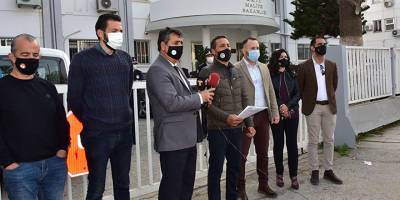 Kamuda yetkili sendikalar Maliye Bakanlığı önünde eylem yaptı