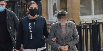 Çaldığı ziynet eşyaları tuvalete attı