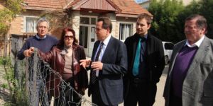 Fellahoğlu,  Hayvanları Koruma Derneğini ziyaret etti