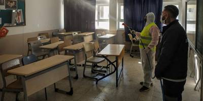 İskele Belediyesi, okulları dezenfekte etti