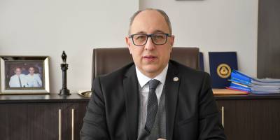 “Bölgede devamlı surette depremlerin oldu. Paniğe kapılmamamız gerekiyor”