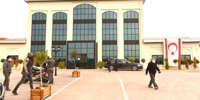 Pandemi  Hastanesi’nde tedavi başladı