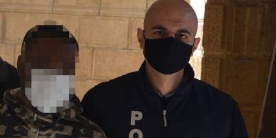 Hükümsüz tutuklu olarak cezaevinde bekleyecek