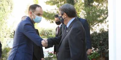 Anastasiadis, Slovenya Dışişleri Bakanı Anze Logar’la görüştü