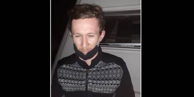 Bir kadına saldırdıktan sonra soygundan tutuklanmıştı, şimdi firar etti