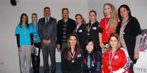 Atıcılar ödüllerini aldı