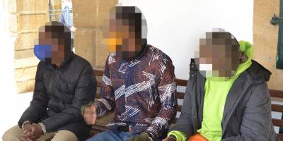 ‘Öğrenciler’ güney geçmek isterken yakalandı