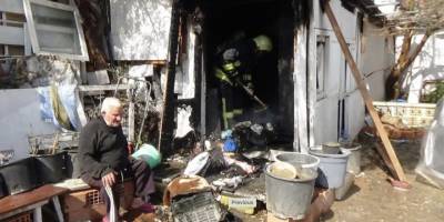 Tüpü çakmakla kontrol ederken evini yaktı